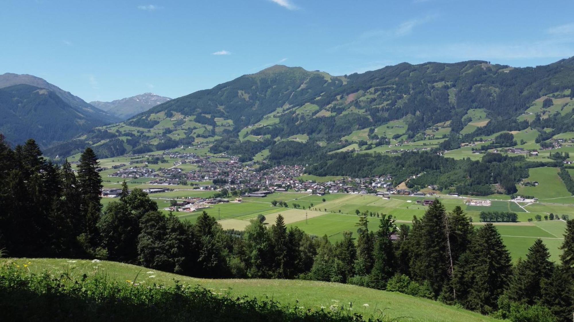 Grand Alpin Panorama Lodge Top 3 奇勒谷地哈特 外观 照片